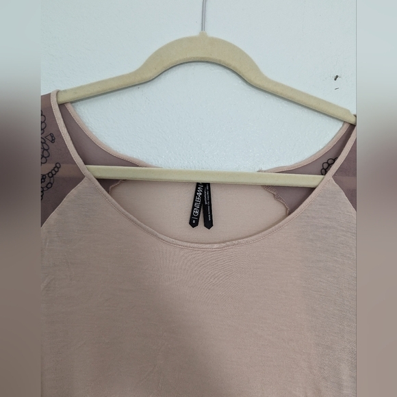 Gentle Fawn butterfly sleeve top size small - Picture 8 of 13
